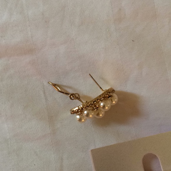 Fashion earrings clip/pierced ears.NWT - Picture 3 of 3